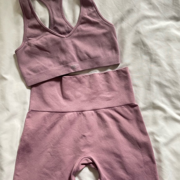 SetActive Rosy Racer V Bra and Leggings - Picture 1 of 2